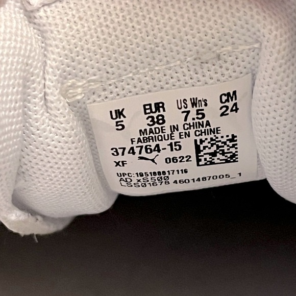 Pumas Lavender and White - Picture 5 of 5